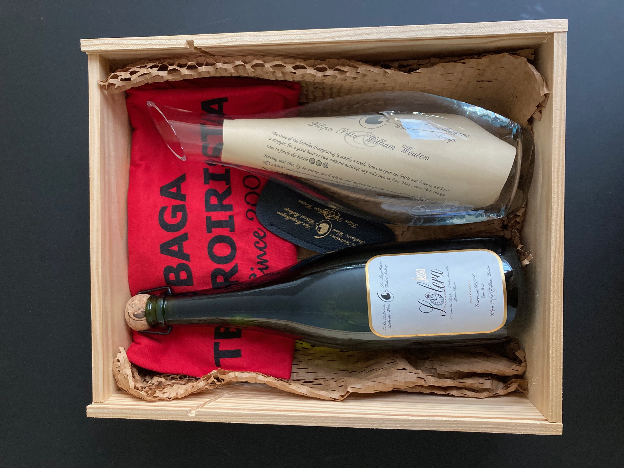 Nossa Solera Extra Brut Luxury Case